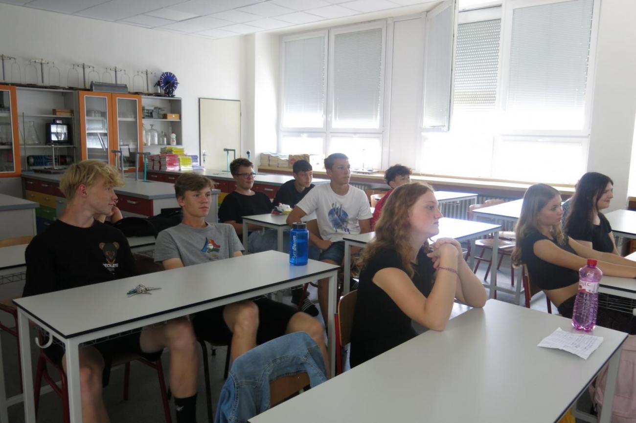 Deváťáci prezentují své ročníkové práce