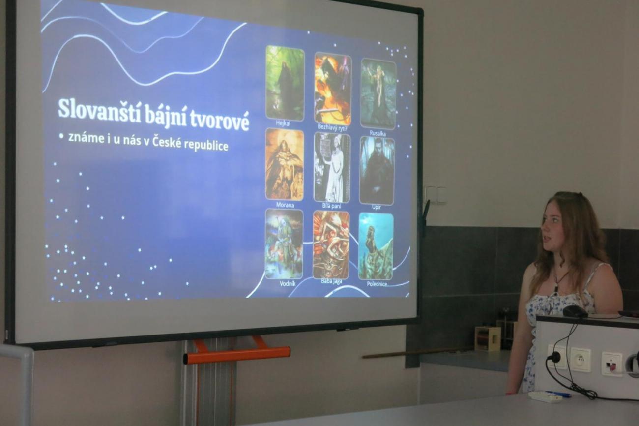 Deváťáci prezentují své ročníkové práce