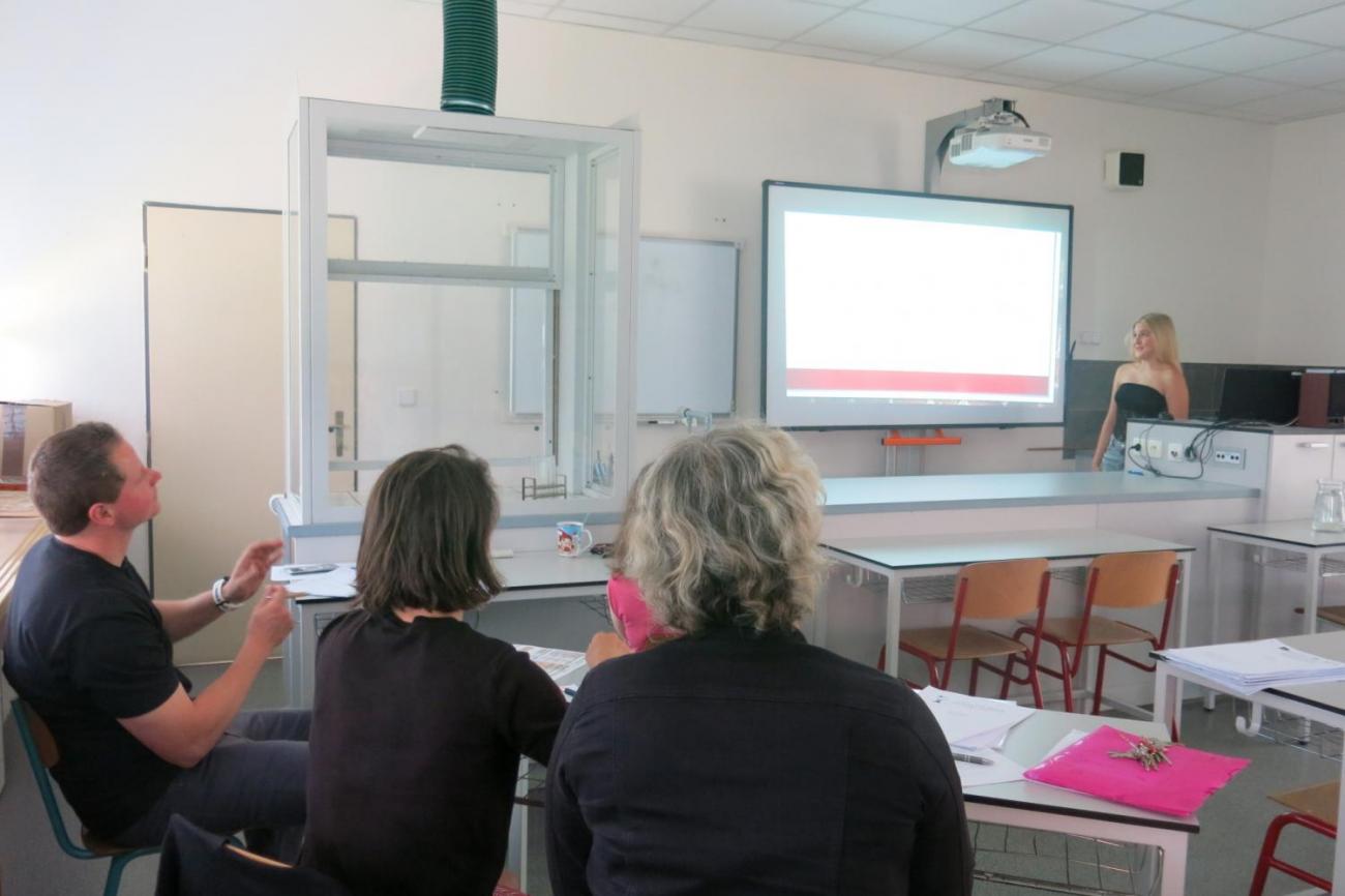 Deváťáci prezentují své ročníkové práce