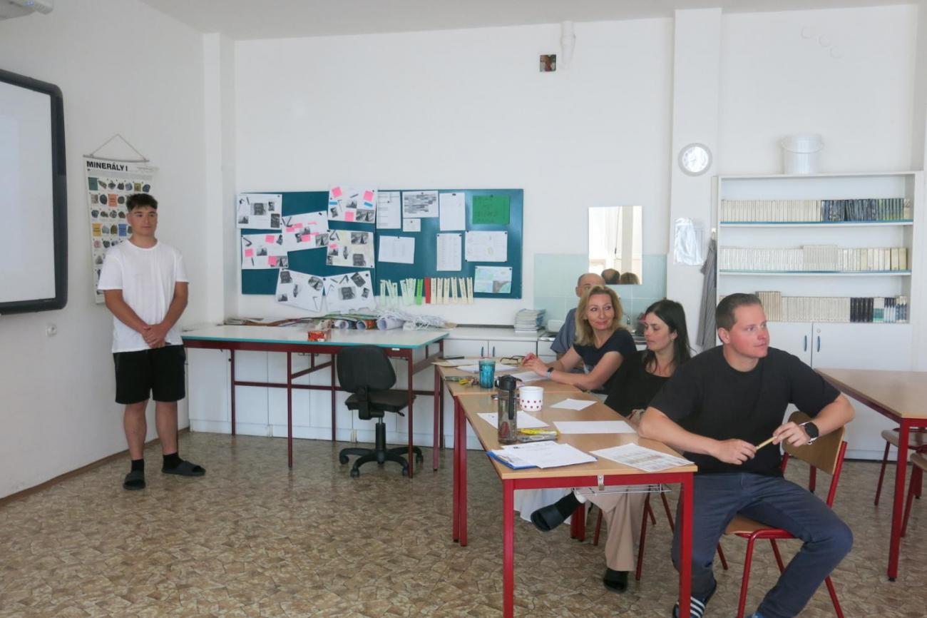 Deváťáci prezentují své ročníkové práce