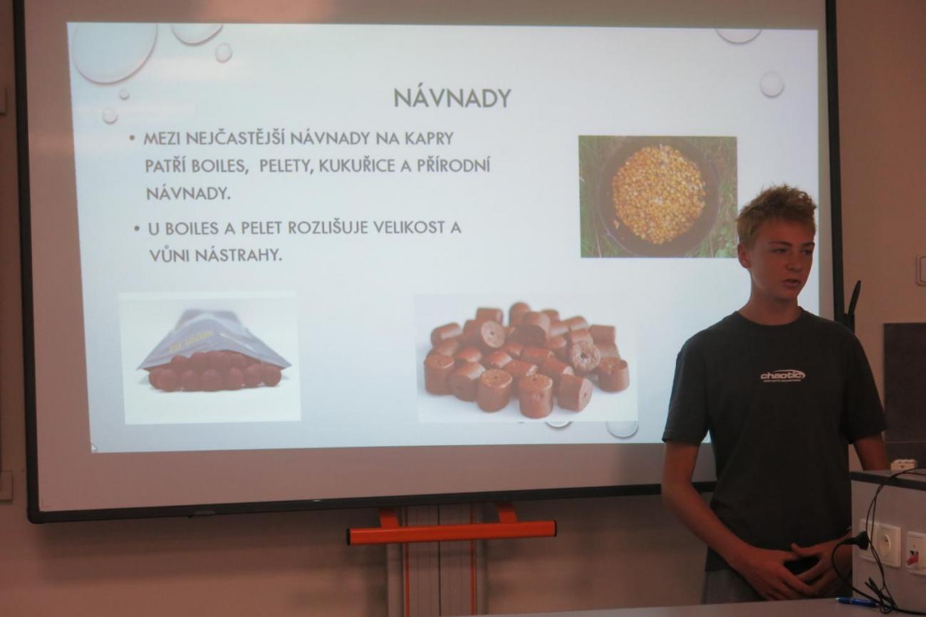 Deváťáci prezentují své ročníkové práce