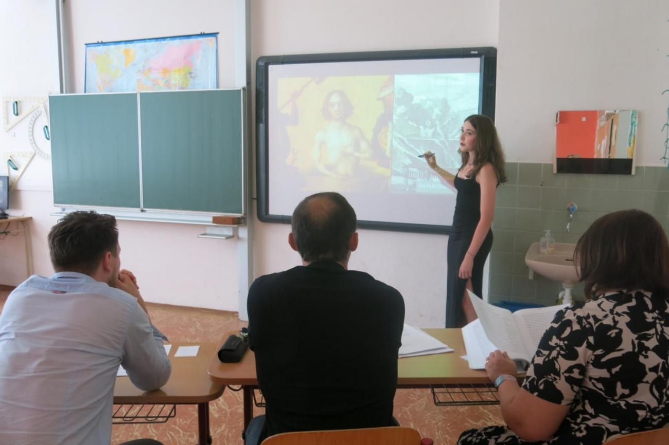 Deváťáci prezentují své ročníkové práce