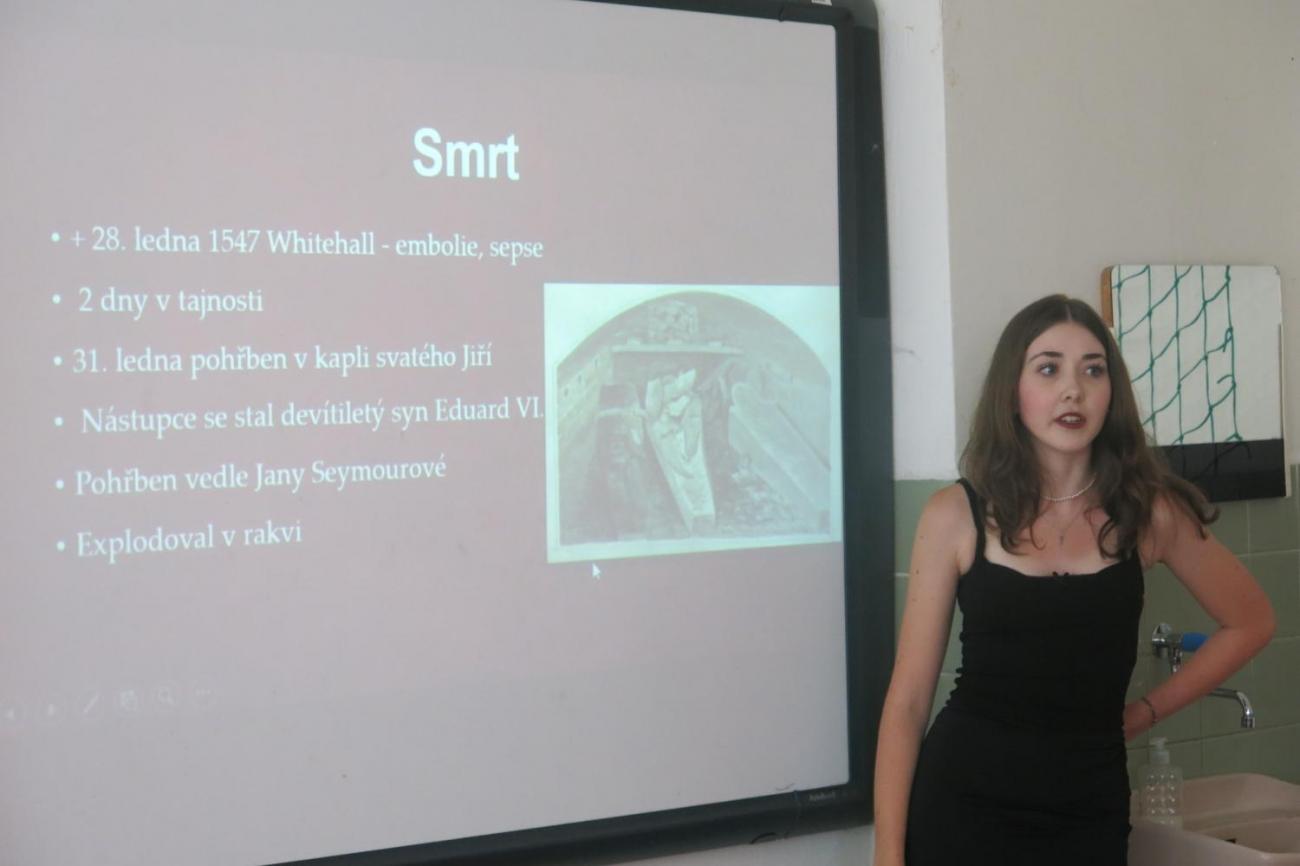 Deváťáci prezentují své ročníkové práce