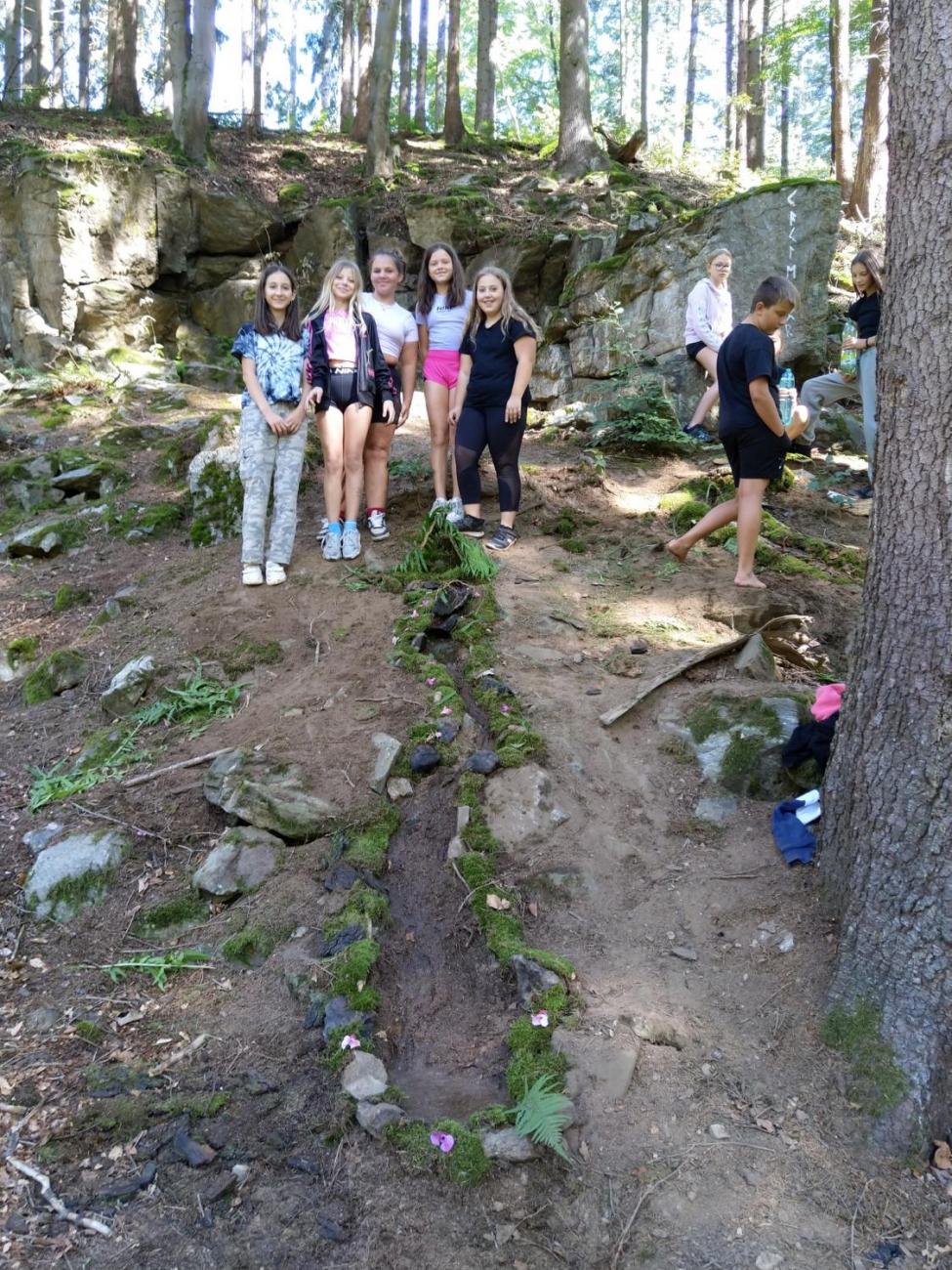 Šesťáci v Zálesí