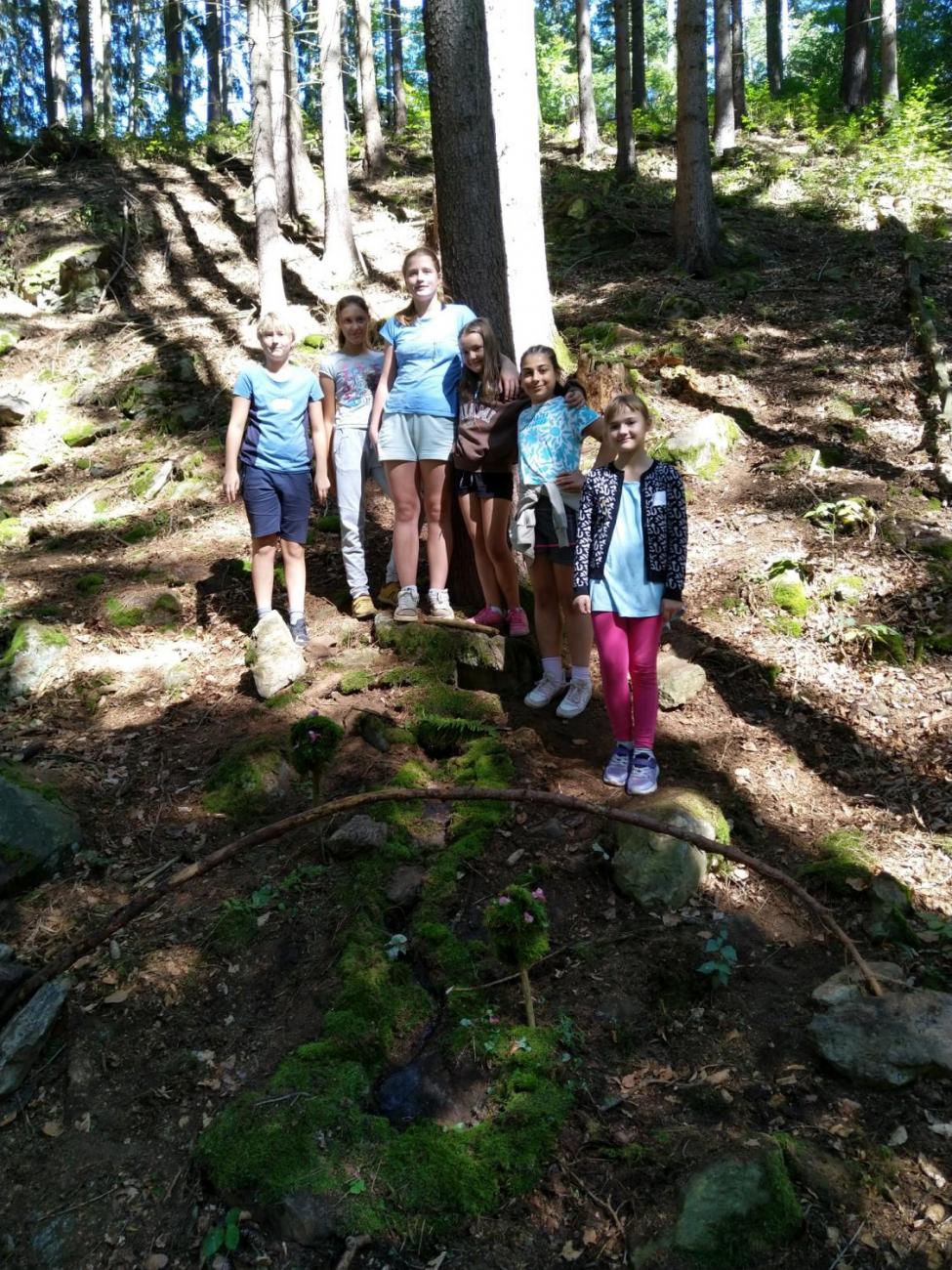 Šesťáci v Zálesí