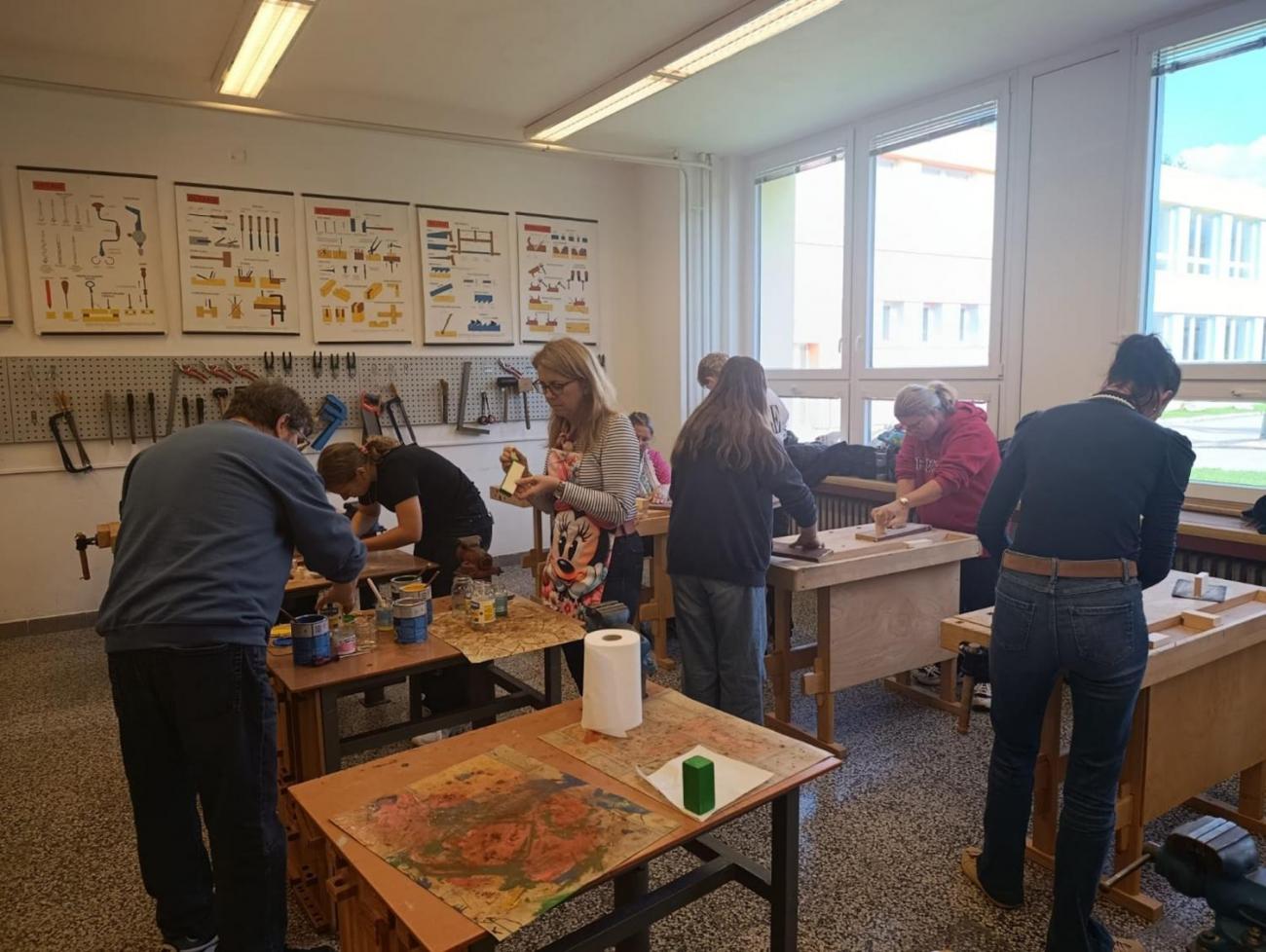 Spolupráce 8.C a DTS Jihlava; Projekt "Kostky jsou vrženy"