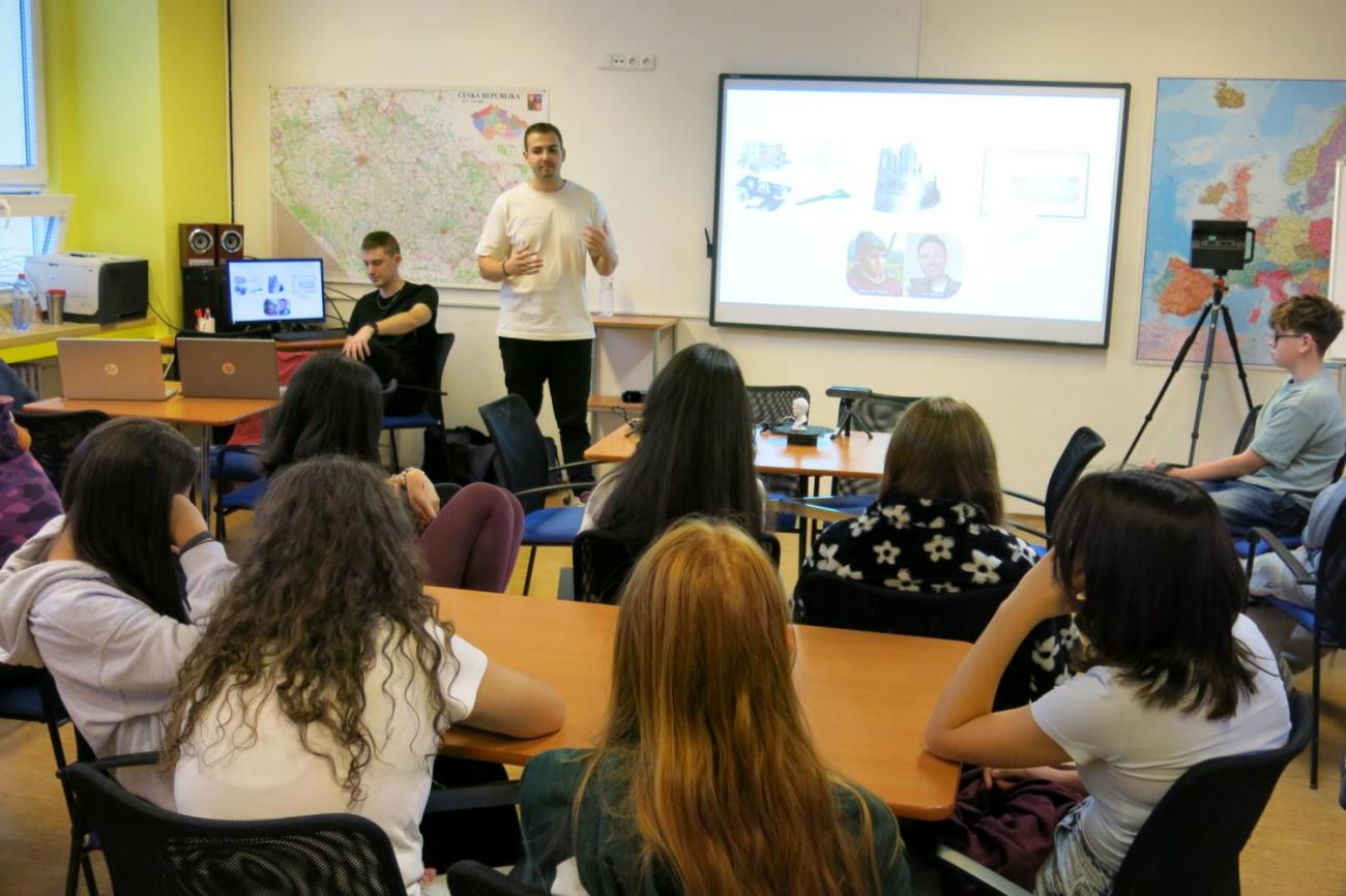 Objevujeme svět ve 3D!