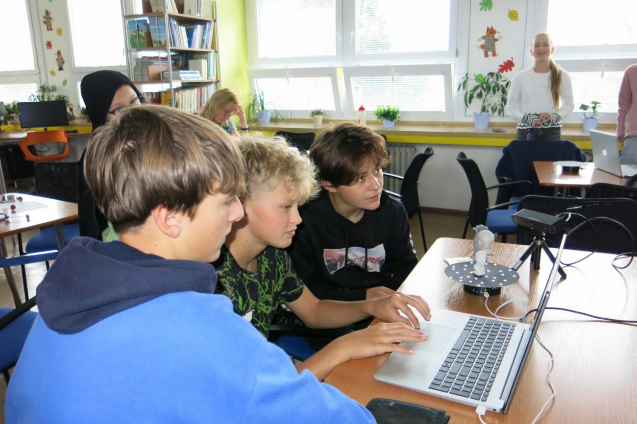 Objevujeme svět ve 3D!