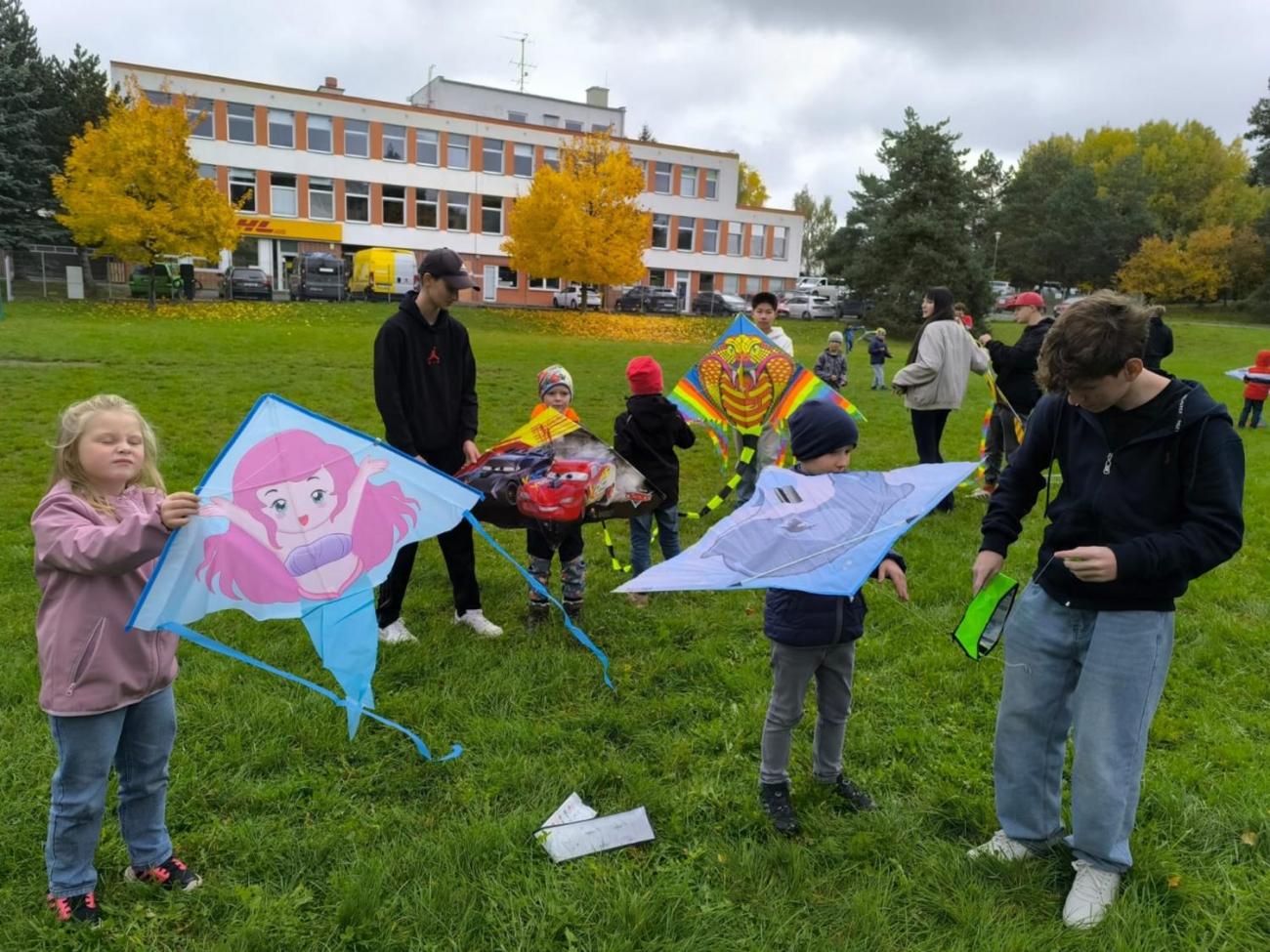Společné pouštění draků 1.A a 9.A