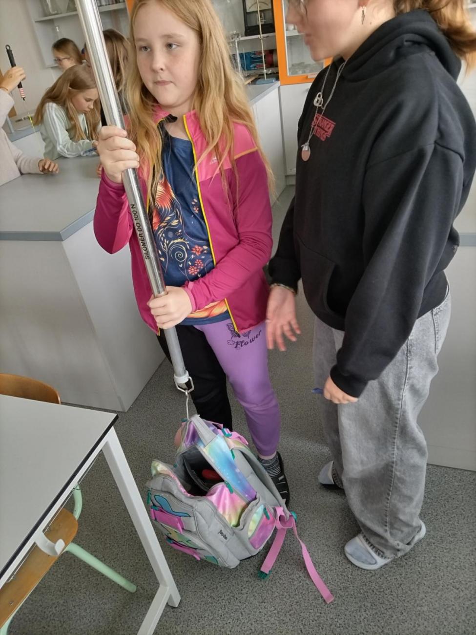 Praktická měření gravitační síly  6. ročník