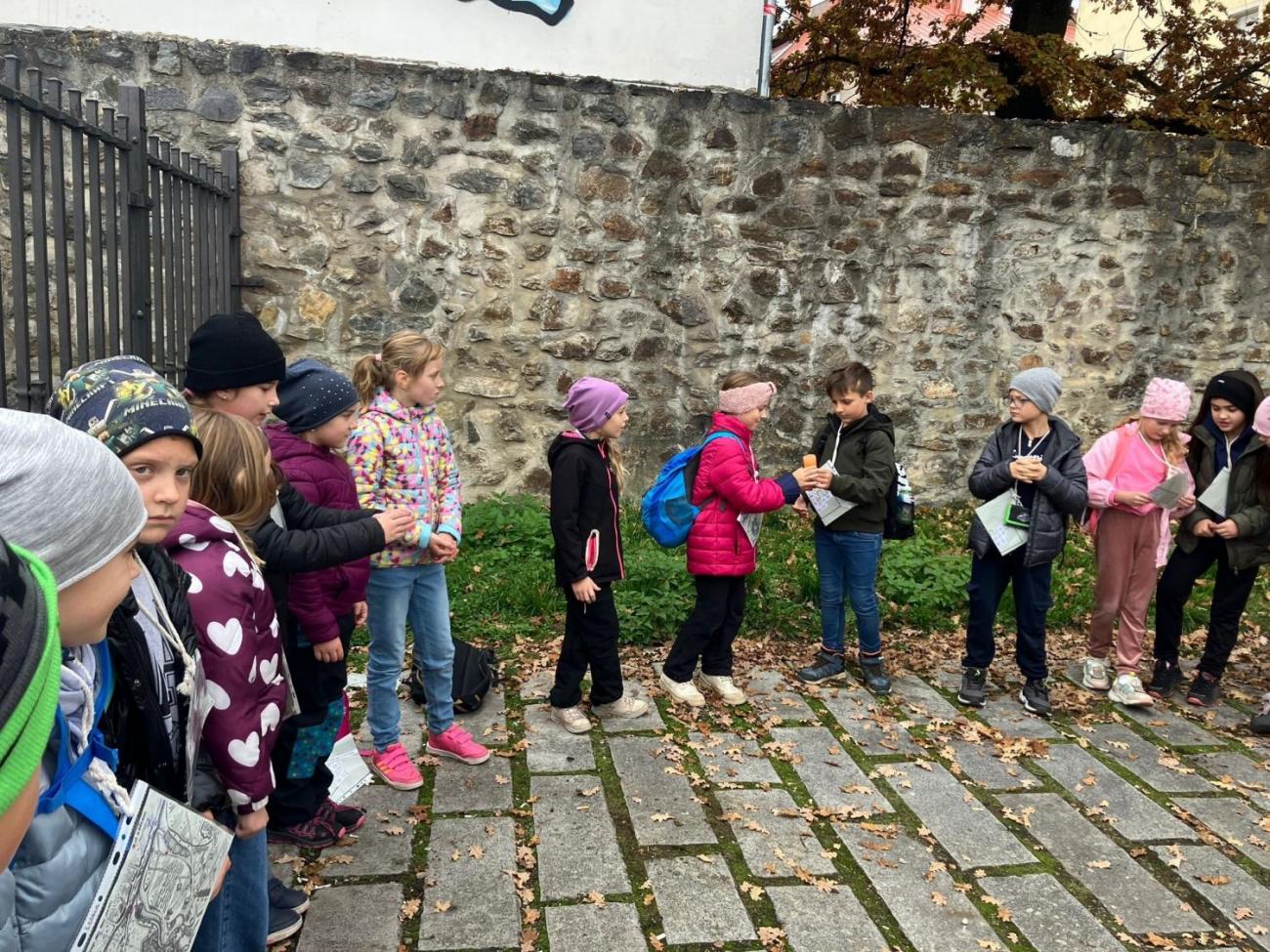 Vycházka „Od brány k bráně“  3.A