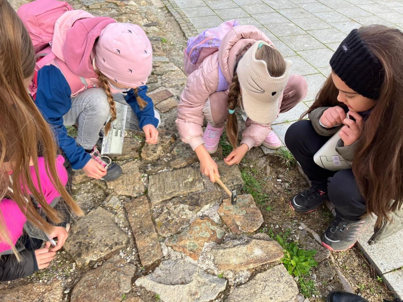 Vycházka „Od brány k bráně“  3.A