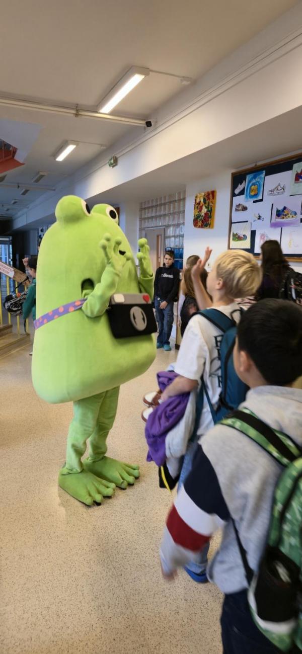 Žabák Cvaky Cvak navštívil naši školu