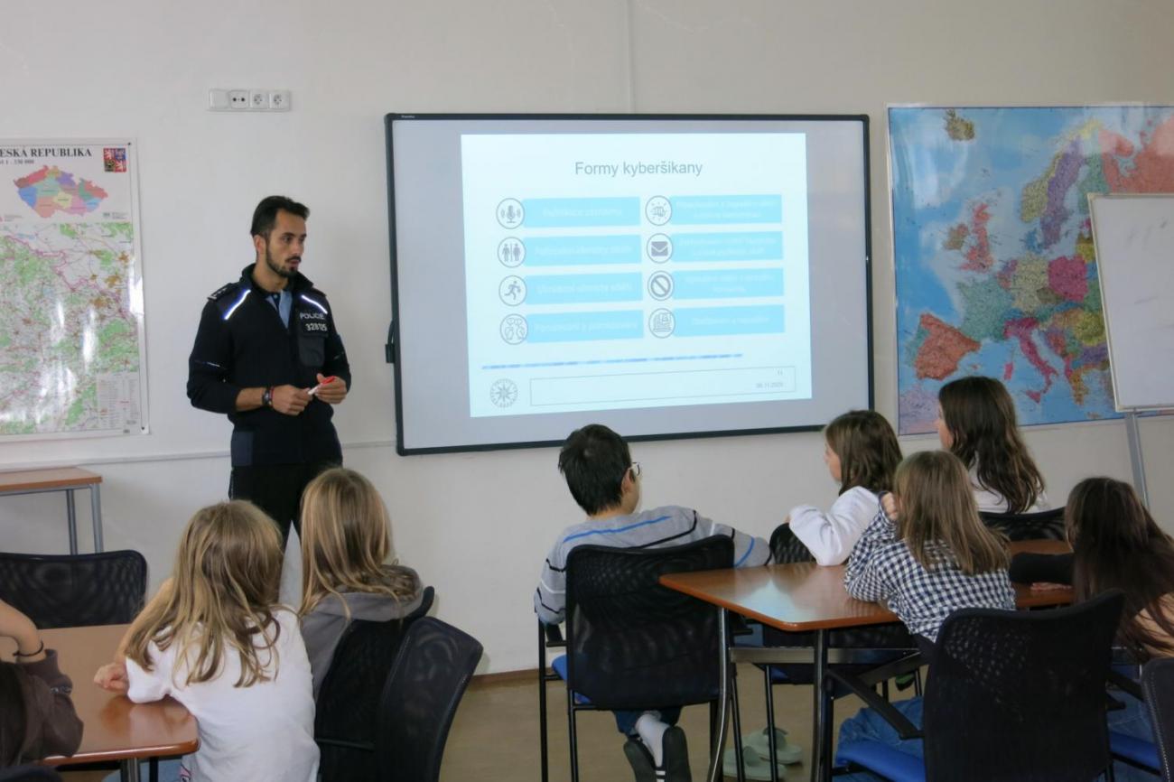 Přednáška „Tvoje cesta onlinem“ pro žáky 5. A