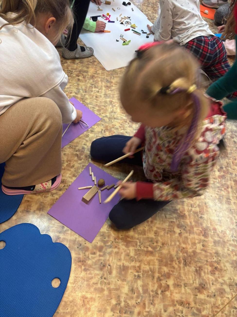 Vánoční program s paní Pitrovou z OGV  2.B