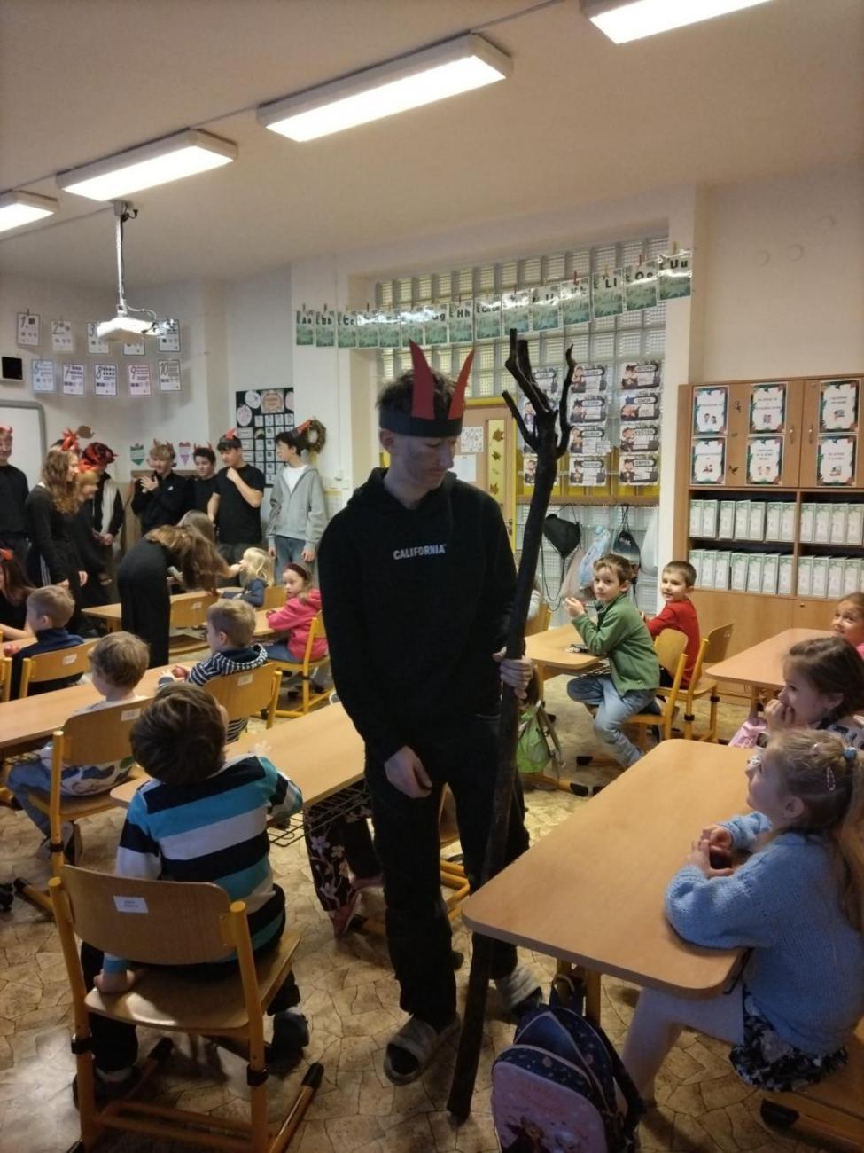 Mikulášská nadílka u prvňáčků