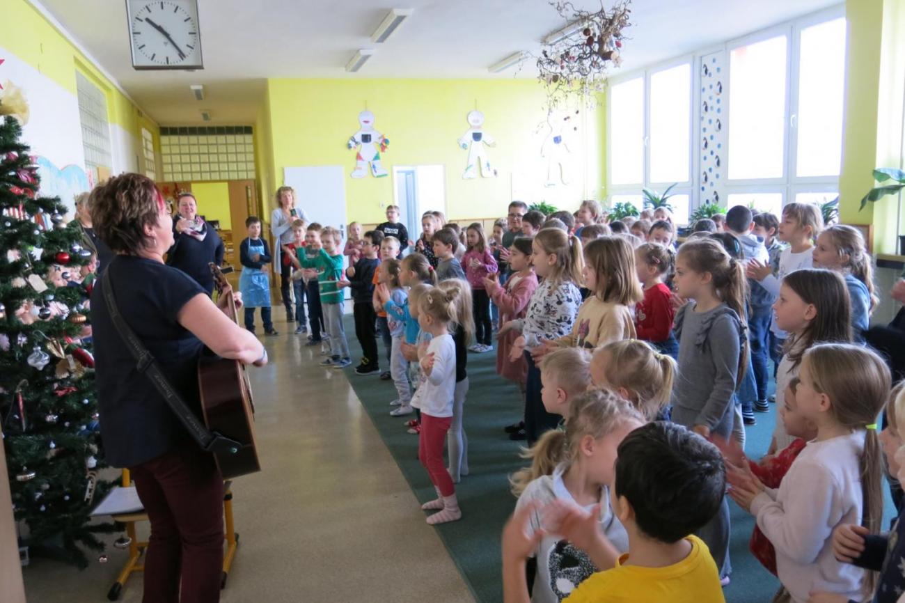 Předvánoční setkání s „Koťaty“ z MŠ Mašinka
