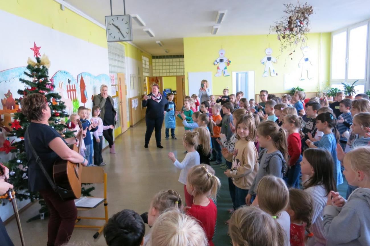 Předvánoční setkání s „Koťaty“ z MŠ Mašinka