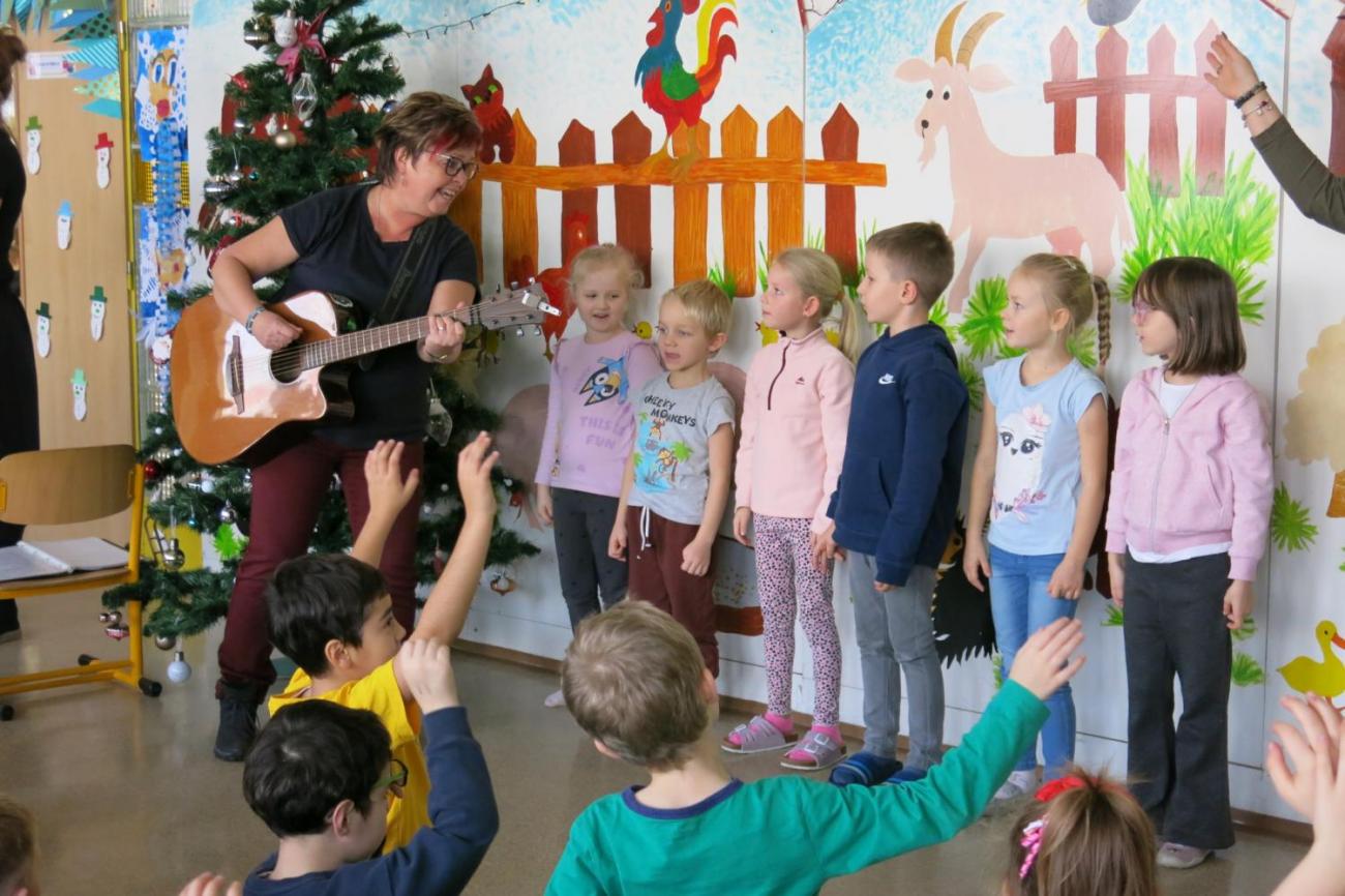 Předvánoční setkání s „Koťaty“ z MŠ Mašinka