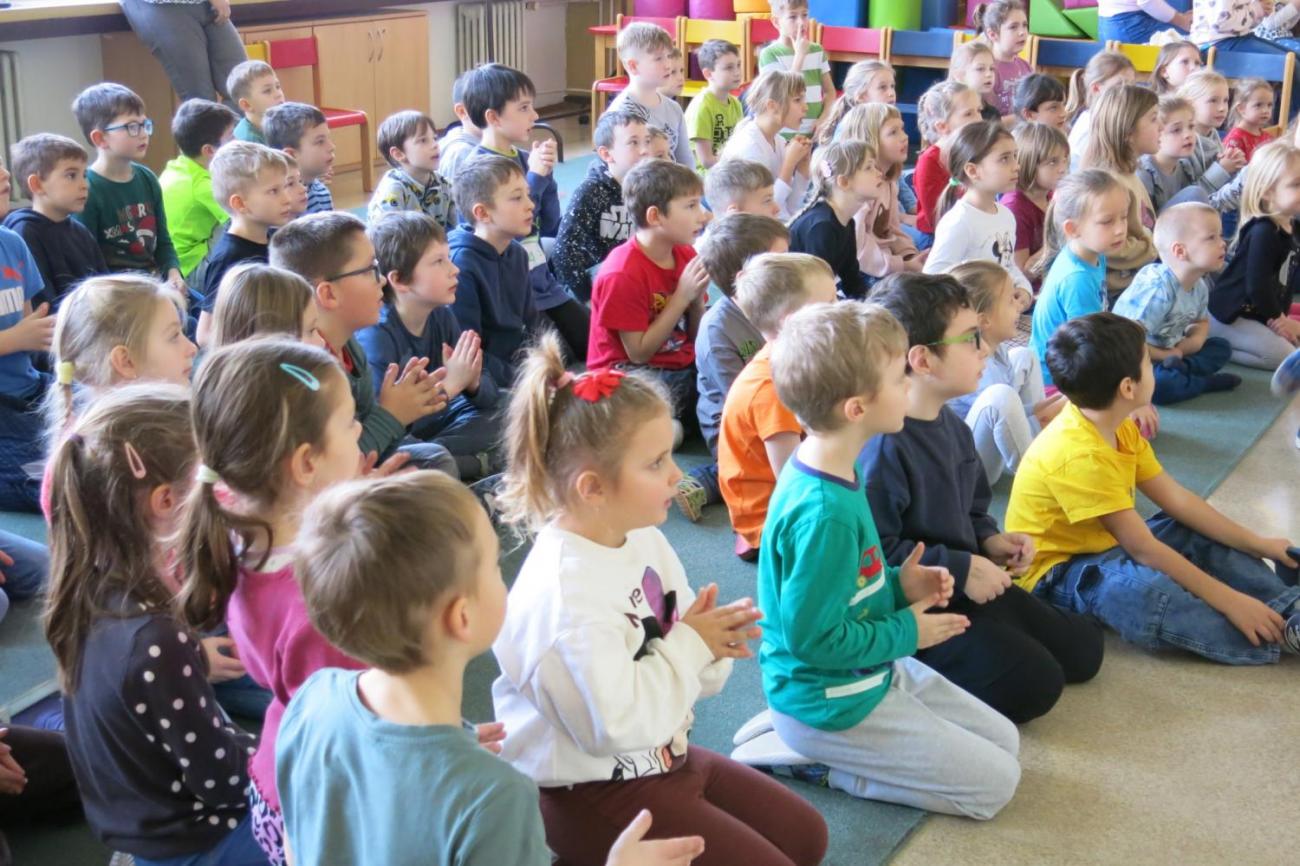 Předvánoční setkání s „Koťaty“ z MŠ Mašinka