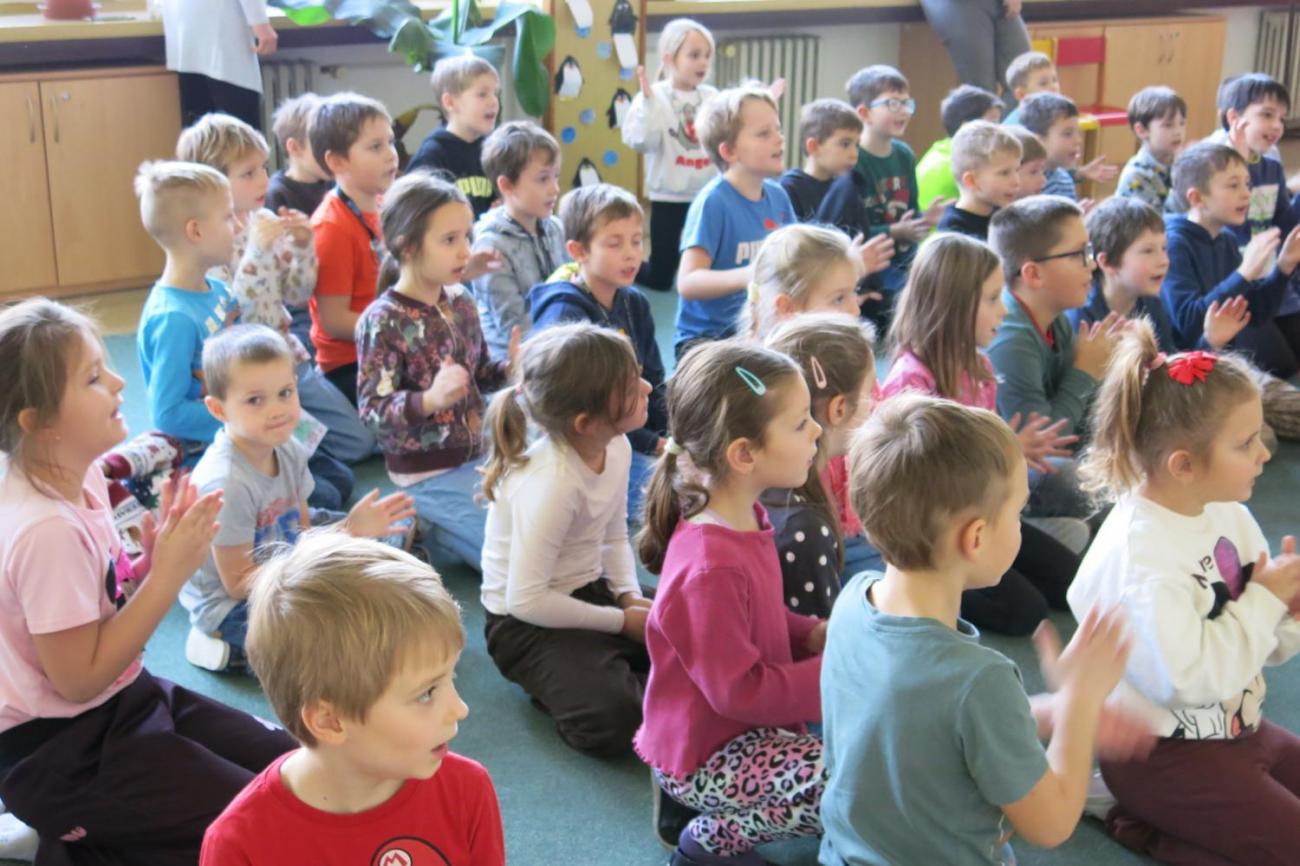 Předvánoční setkání s „Koťaty“ z MŠ Mašinka