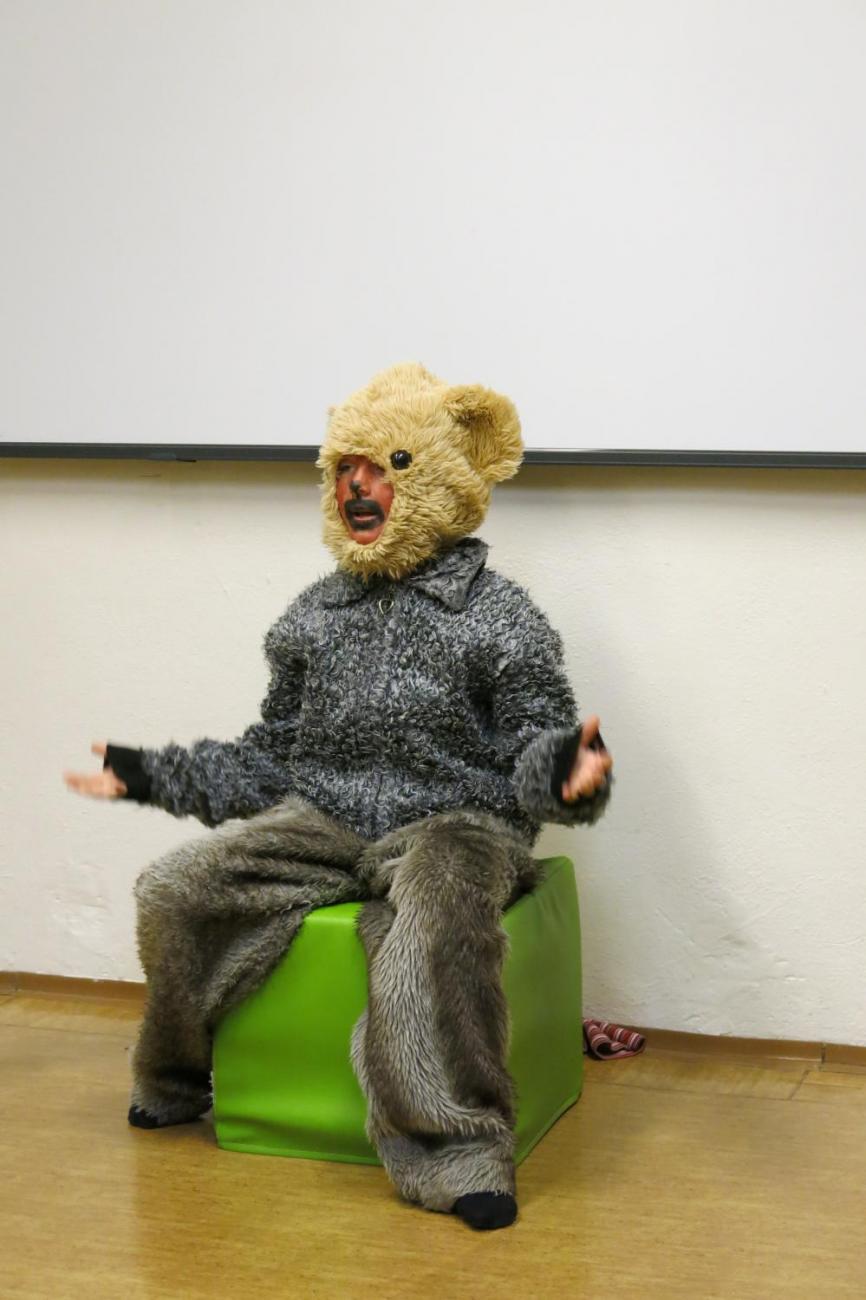 Divadelní představení dramatického kroužku "Zvířátka a Vánoce"