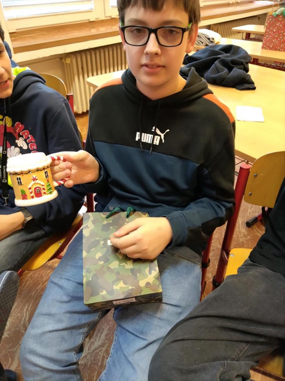 Vánoční besídka  7. D