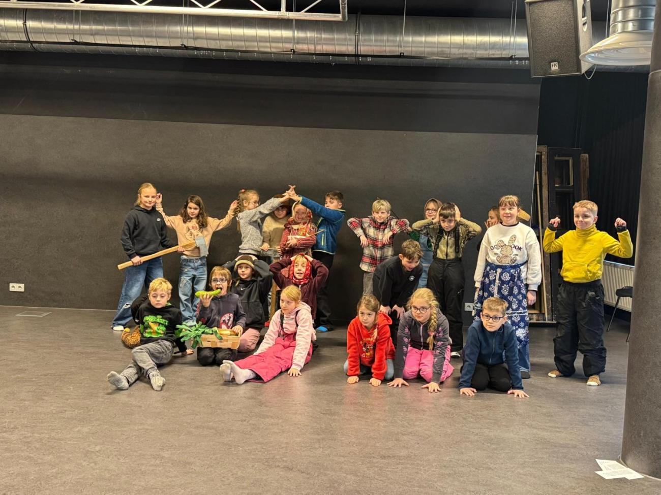 Poprvé v divadle 3.C