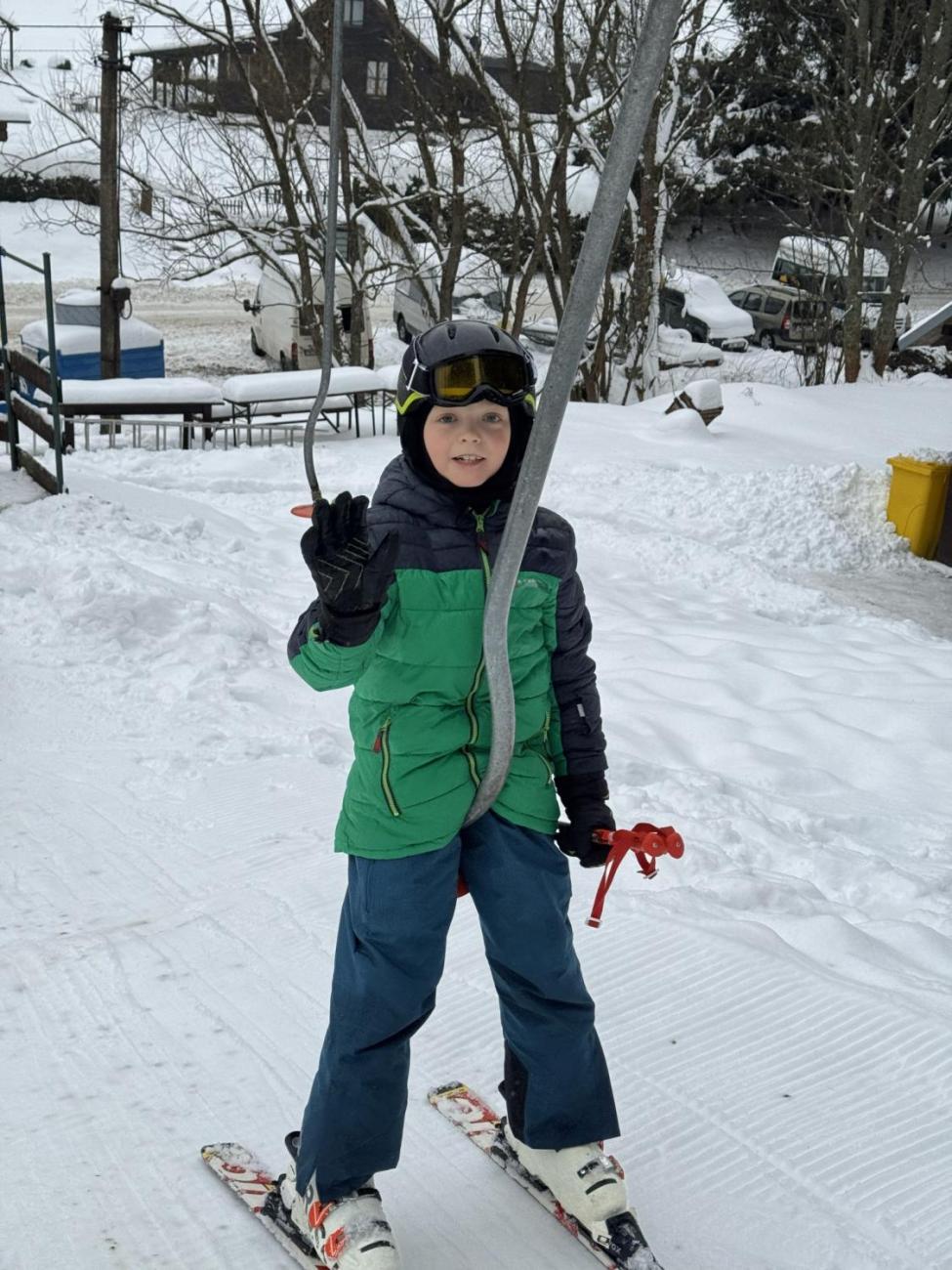 Den plný lyžování