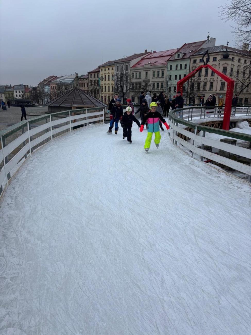 Konec bruslařské sezóny 2.B