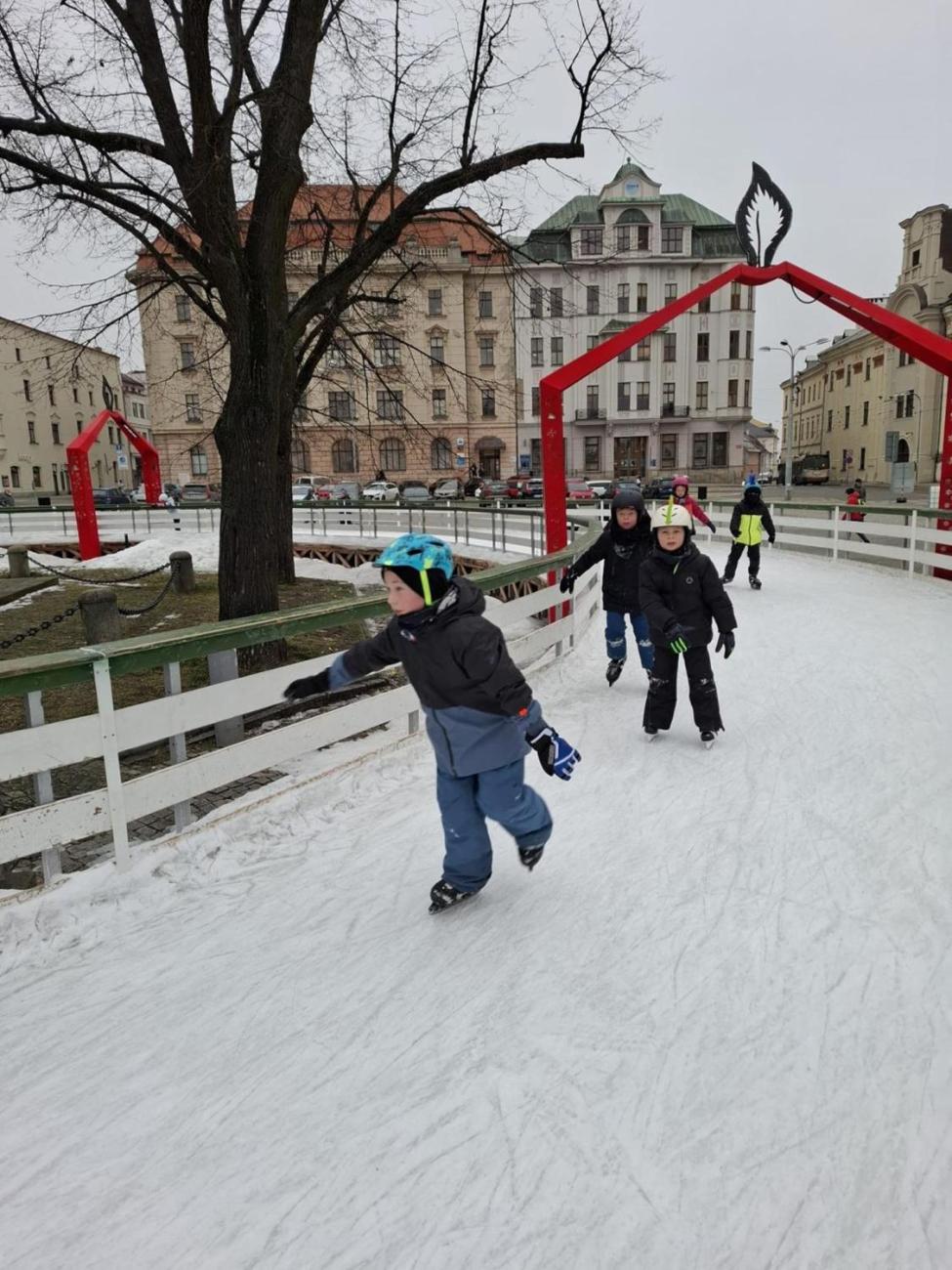 Konec bruslařské sezóny 2.B