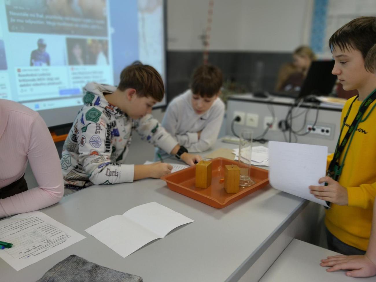 Praktická měření objemu – fyzika, 6. roč.