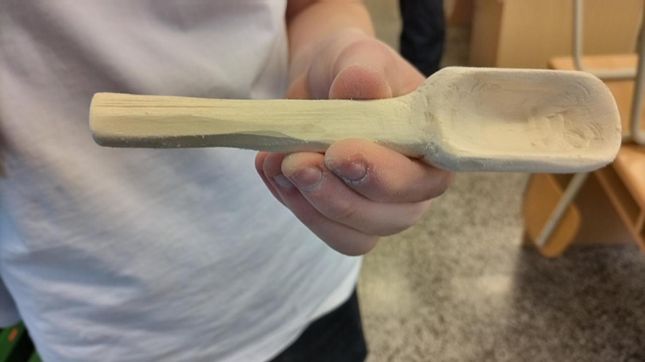 PRÁCE S DŘEVEM – DLABÁNÍ A ZHOTOVENÍ VLASTNÍHO VÝROBKU