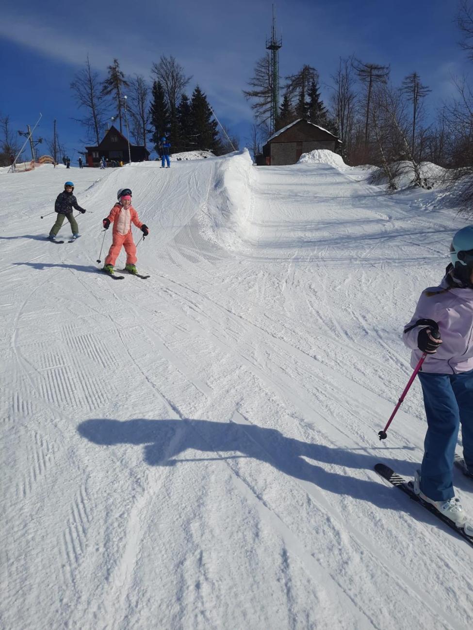 Lyžování na Čeřínku  2. ročník