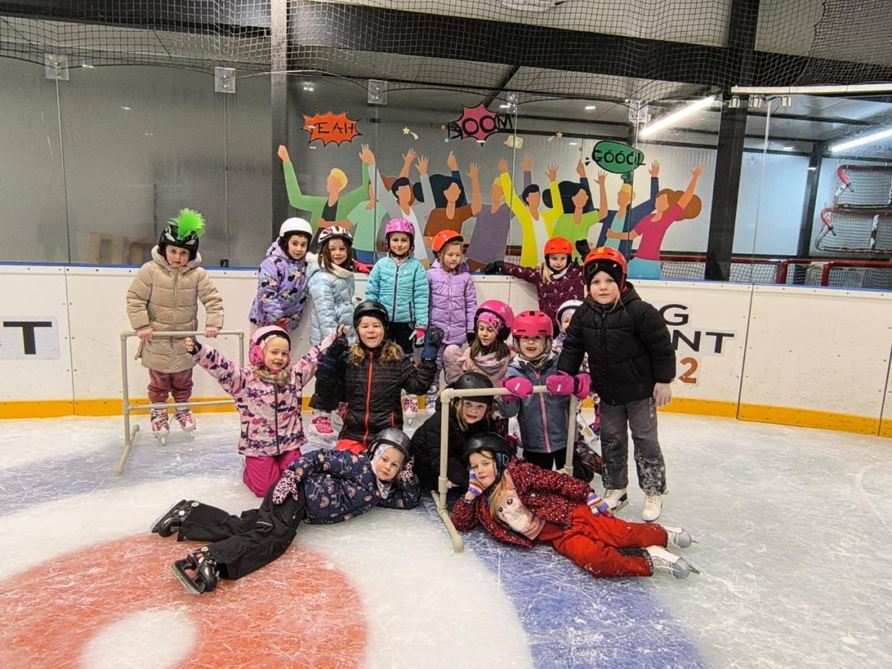 Bruslení 1.A na zimním stadionu ICE POINT 112