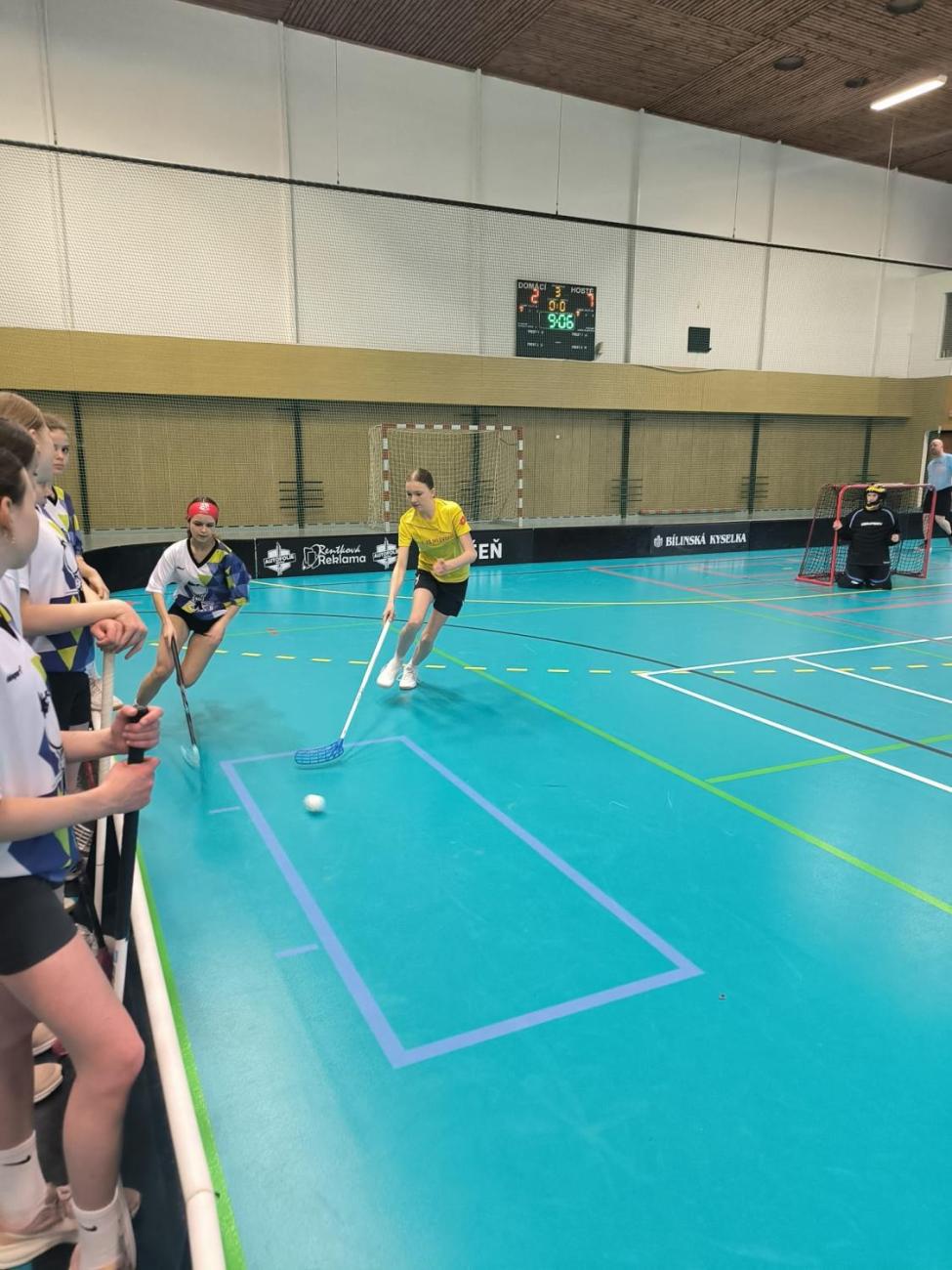 Baráž o postup na MČR ve florbalu – mladší žákyně uspěly!