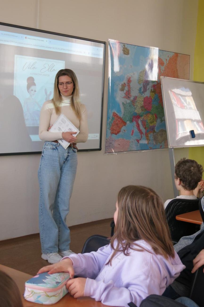 Beseda se spisovatelkou a ilustrátorkou Nelou Gálikovou 