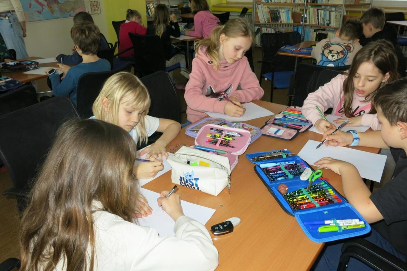 Beseda se spisovatelkou a ilustrátorkou Nelou Gálikovou 