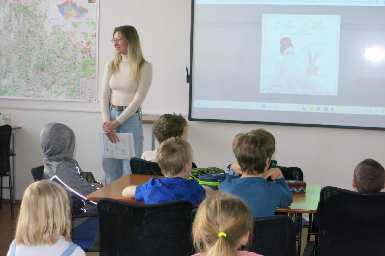 Beseda se spisovatelkou a ilustrátorkou Nelou Gálikovou 