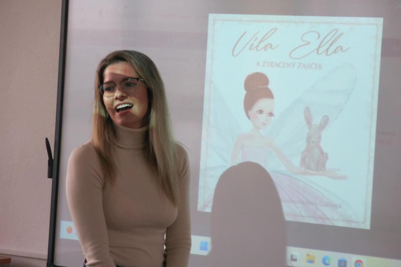 Beseda se spisovatelkou a ilustrátorkou Nelou Gálikovou 