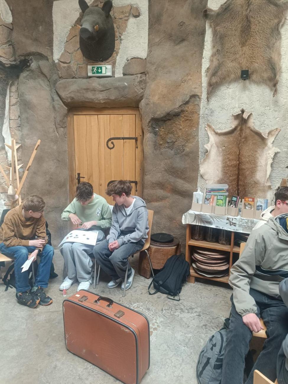 ZOO Jihlava - Pochybné suvenýry 9.C