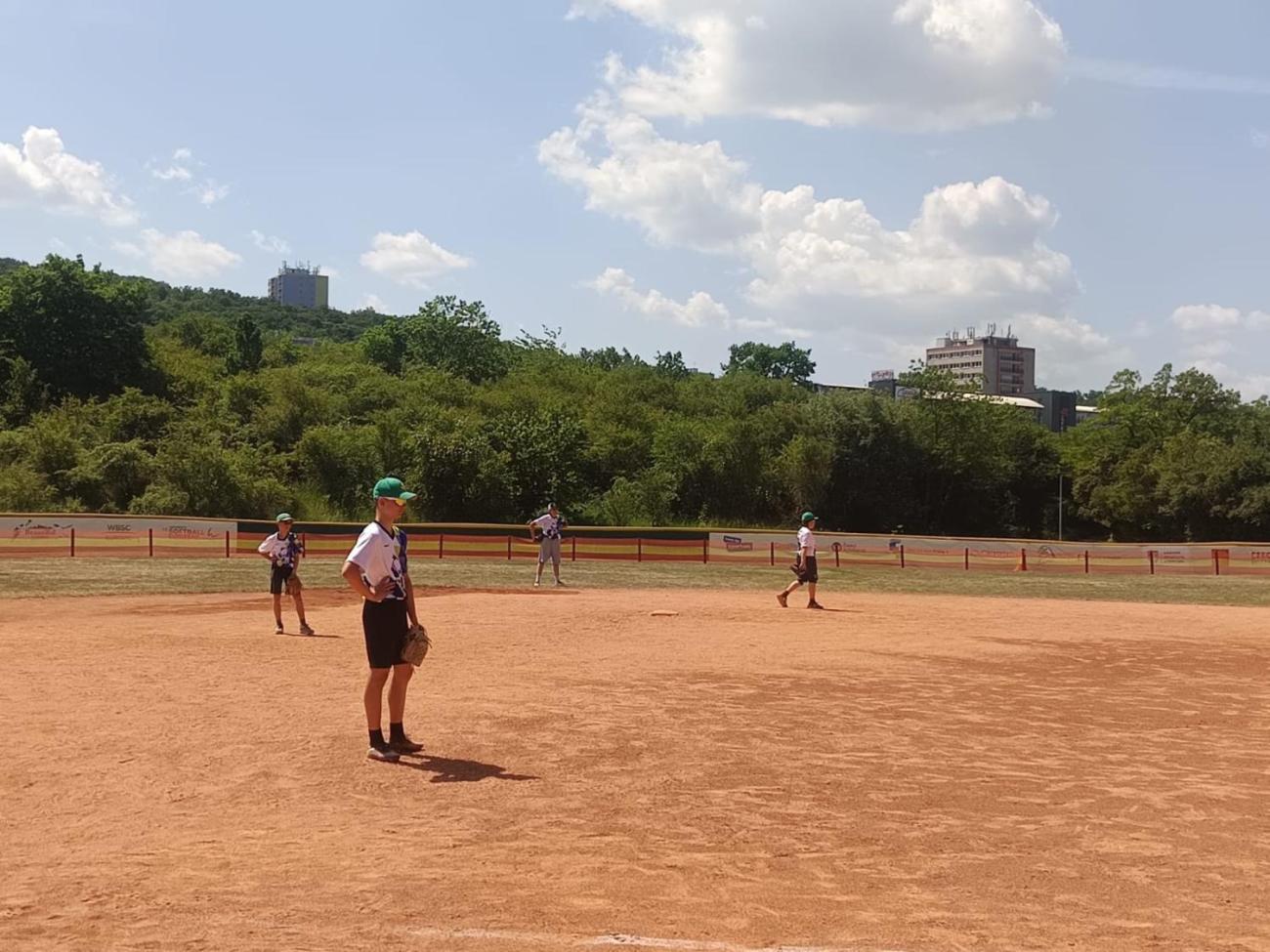 Mistrovství ČR škol ve slowpitchi – skvělé 4. místo pro náš tým