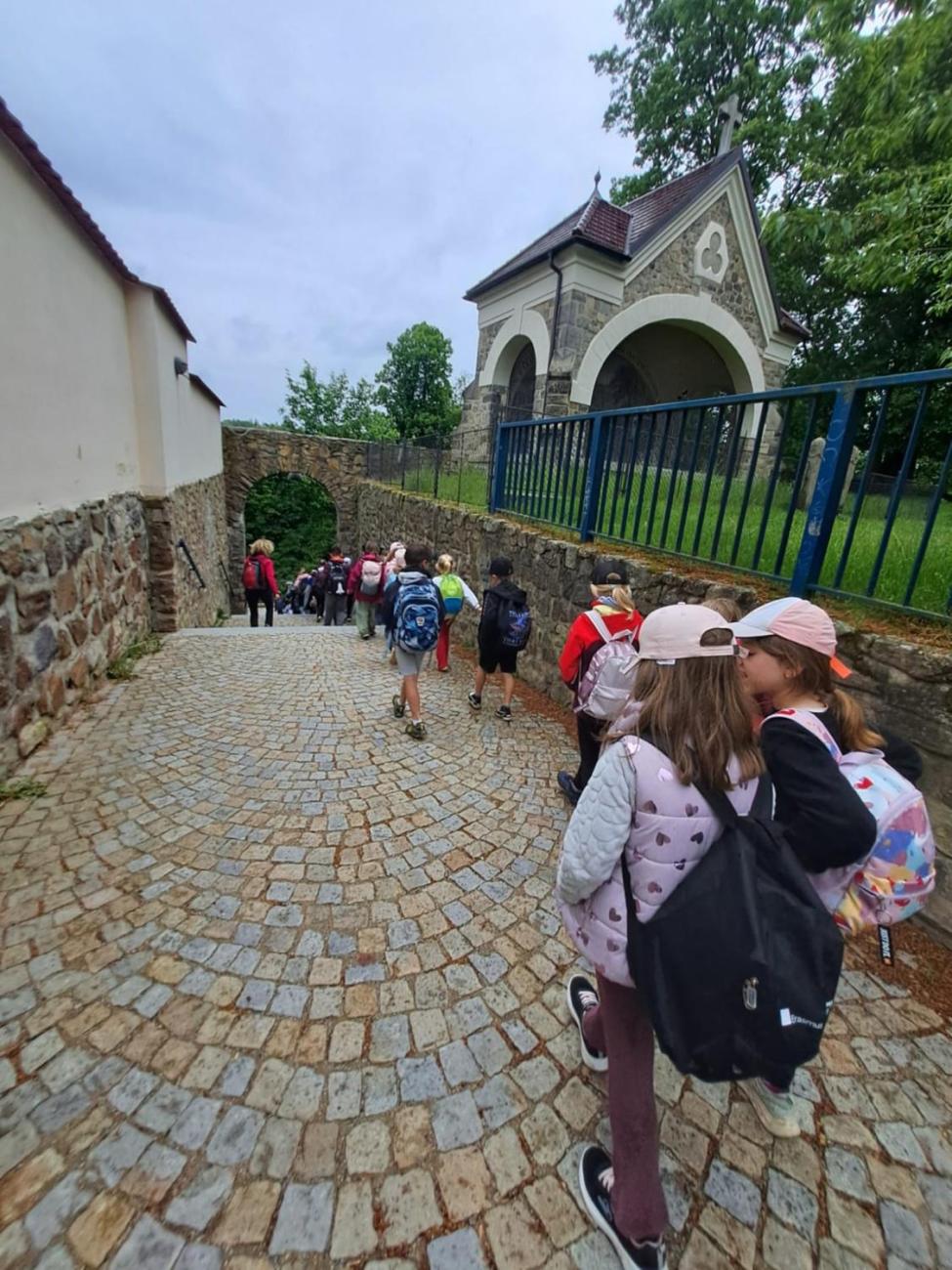 2. C – Různou dopravou celou Jihlavou