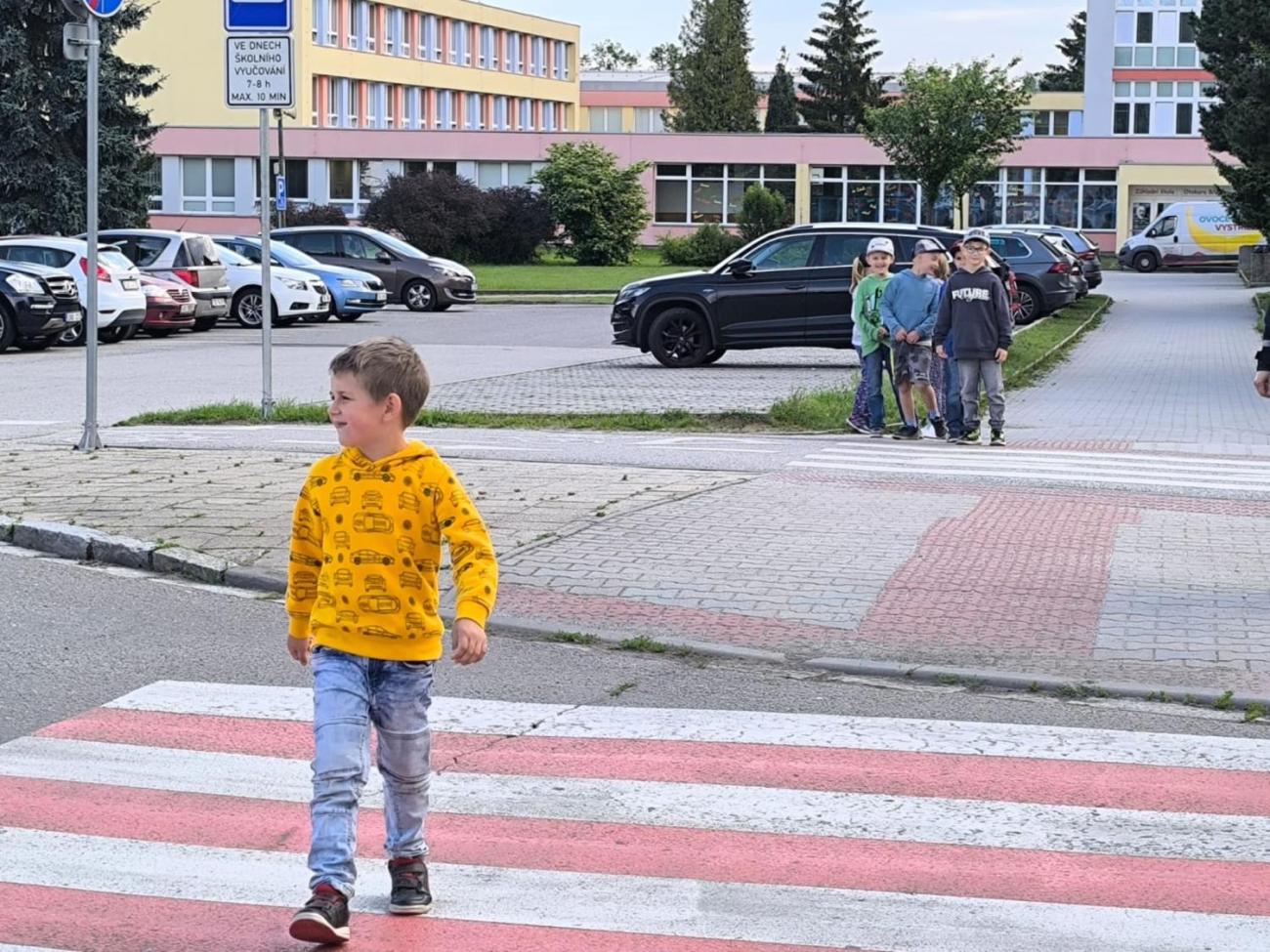 Spolupráce s městskou policií - Bezpečné přecházení vozovky 1.A