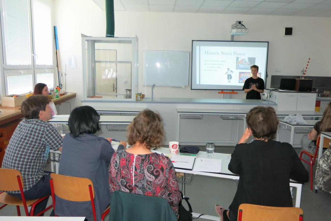 Deváťáci představili své seminární práce