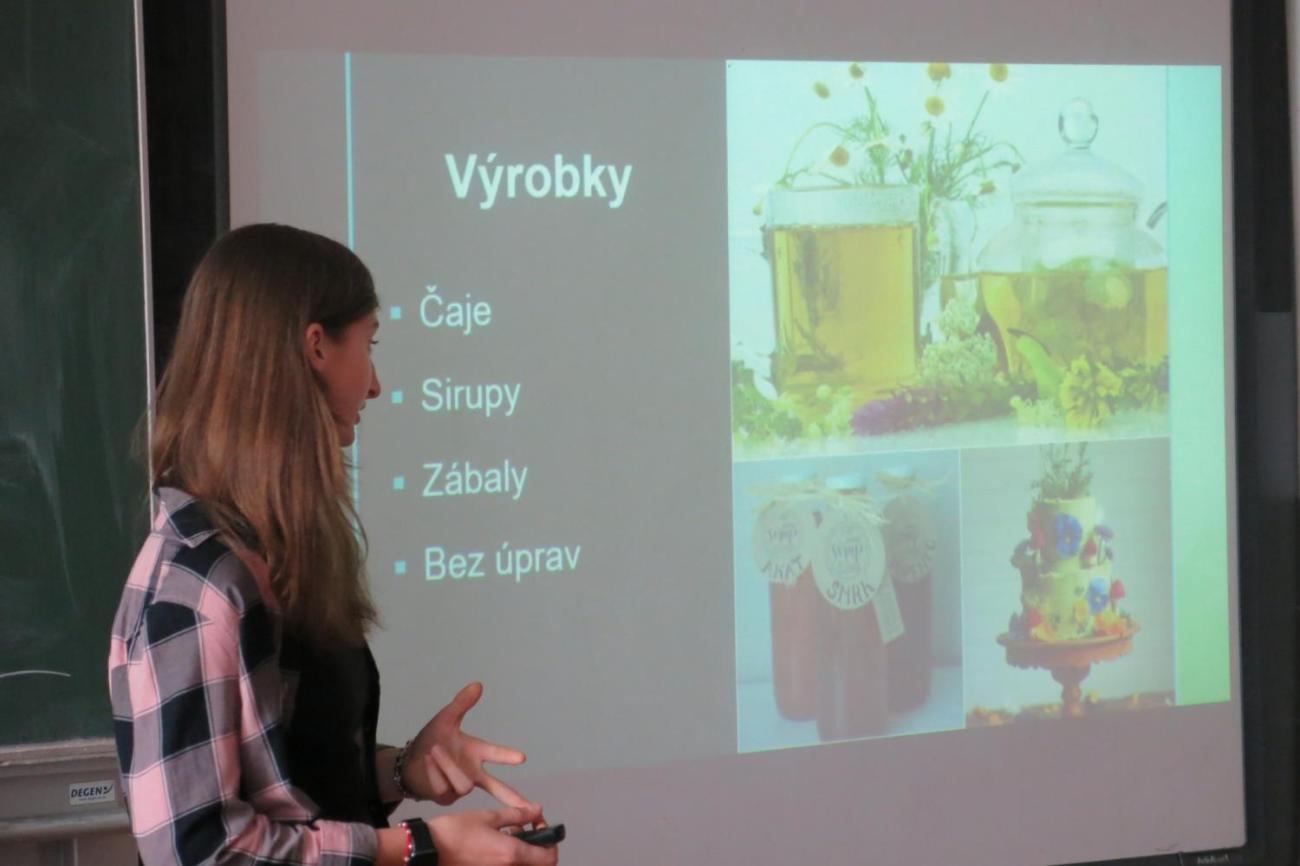 Deváťáci představili své seminární práce