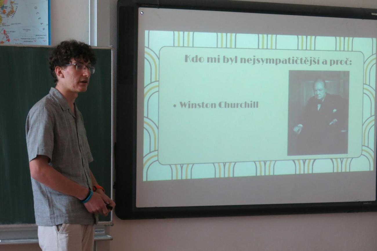 Deváťáci představili své seminární práce