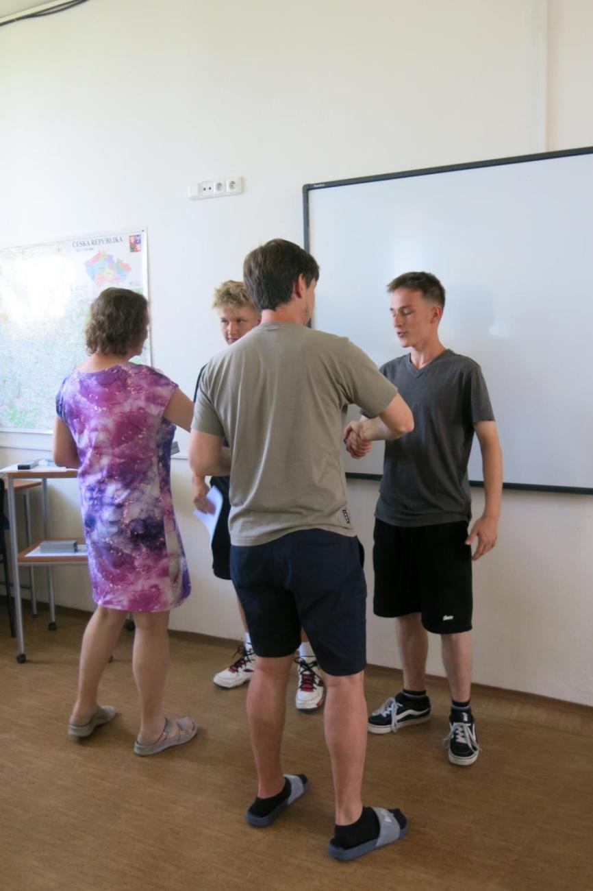 Deváťáci představili své seminární práce
