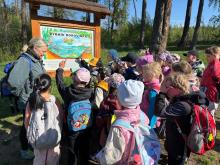 Jarní turistický den – výlet k rybníku Borovinka  1.B